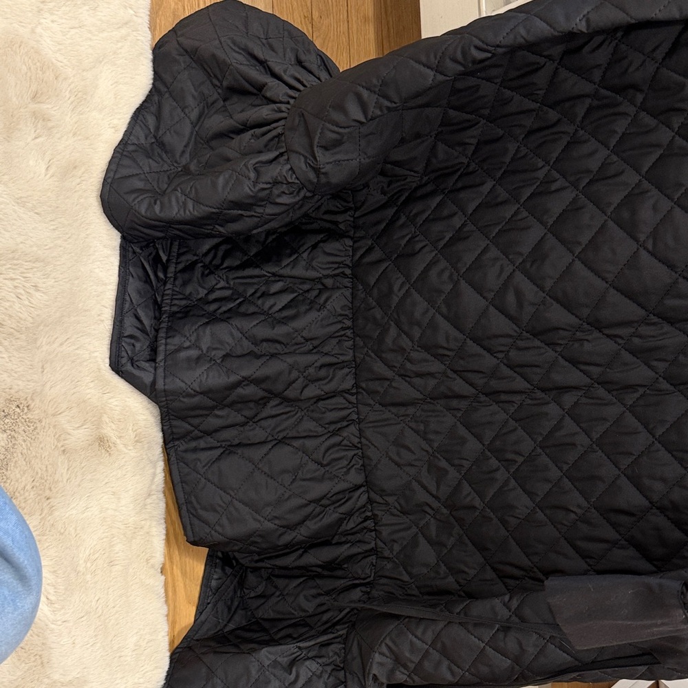 Elegant Black Quilted Dress - Picture 6 of 10